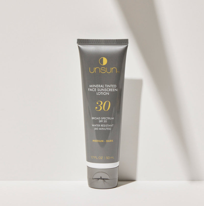 Mineral Tinted Face Sunscreen in "Medium/Dark"